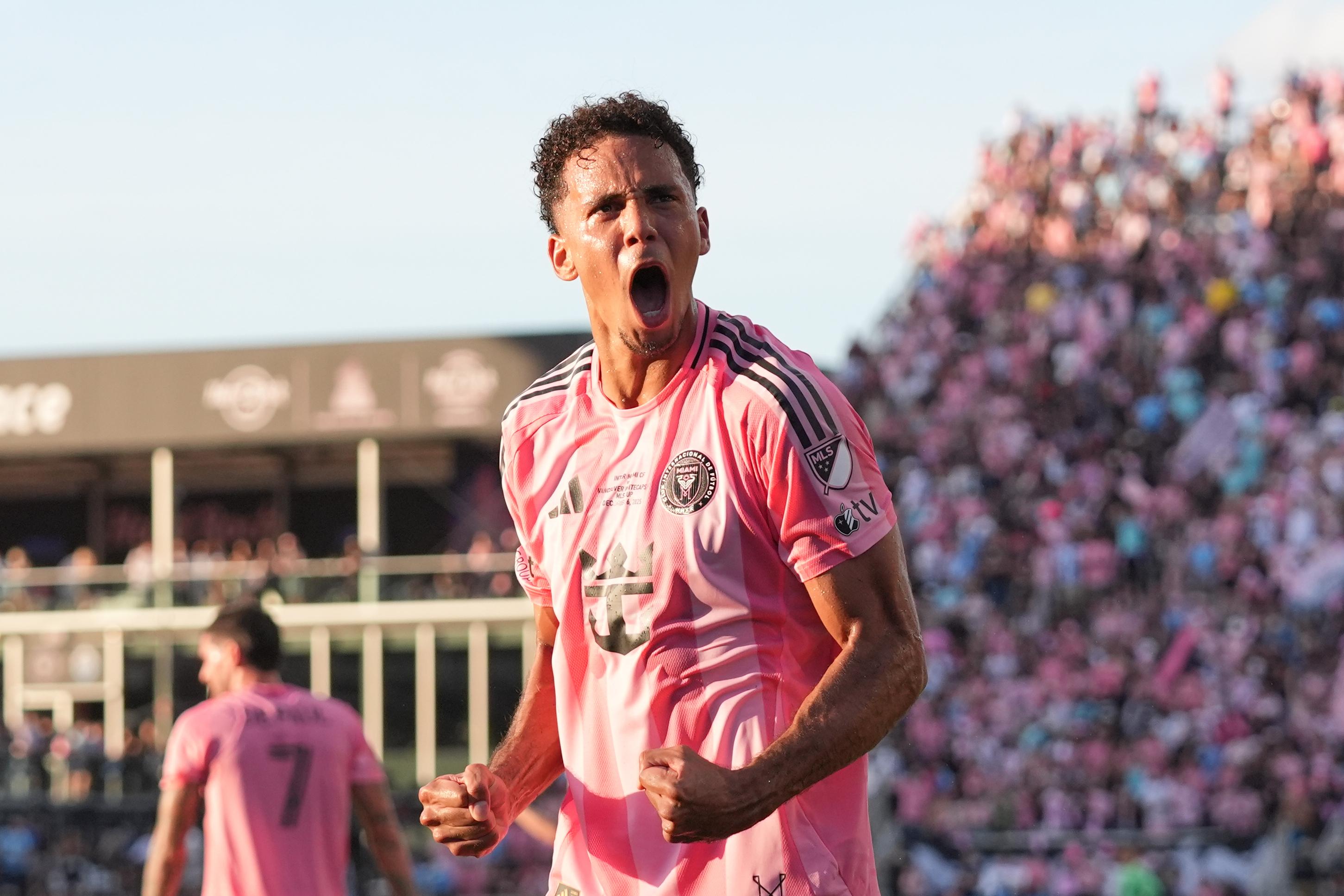 MLS_Cup_Soccer_26571 Inter Miami defender Ian Fray (17) gestures during the second half of the MLS Cup final soccer match against the Vancouver Whitecaps Saturday, Dec. 6, 2025, in Fort Lauderdale, Fla. (AP Photo/Lynne Sladky)